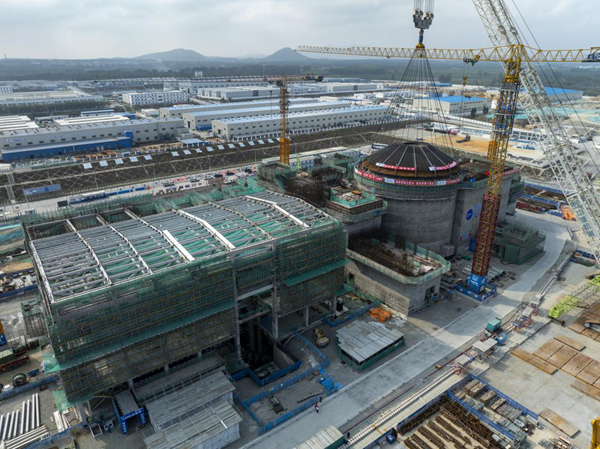 建設中的海南昌江核電廠“玲龍一號”。中核集團海南核電有限公司供圖