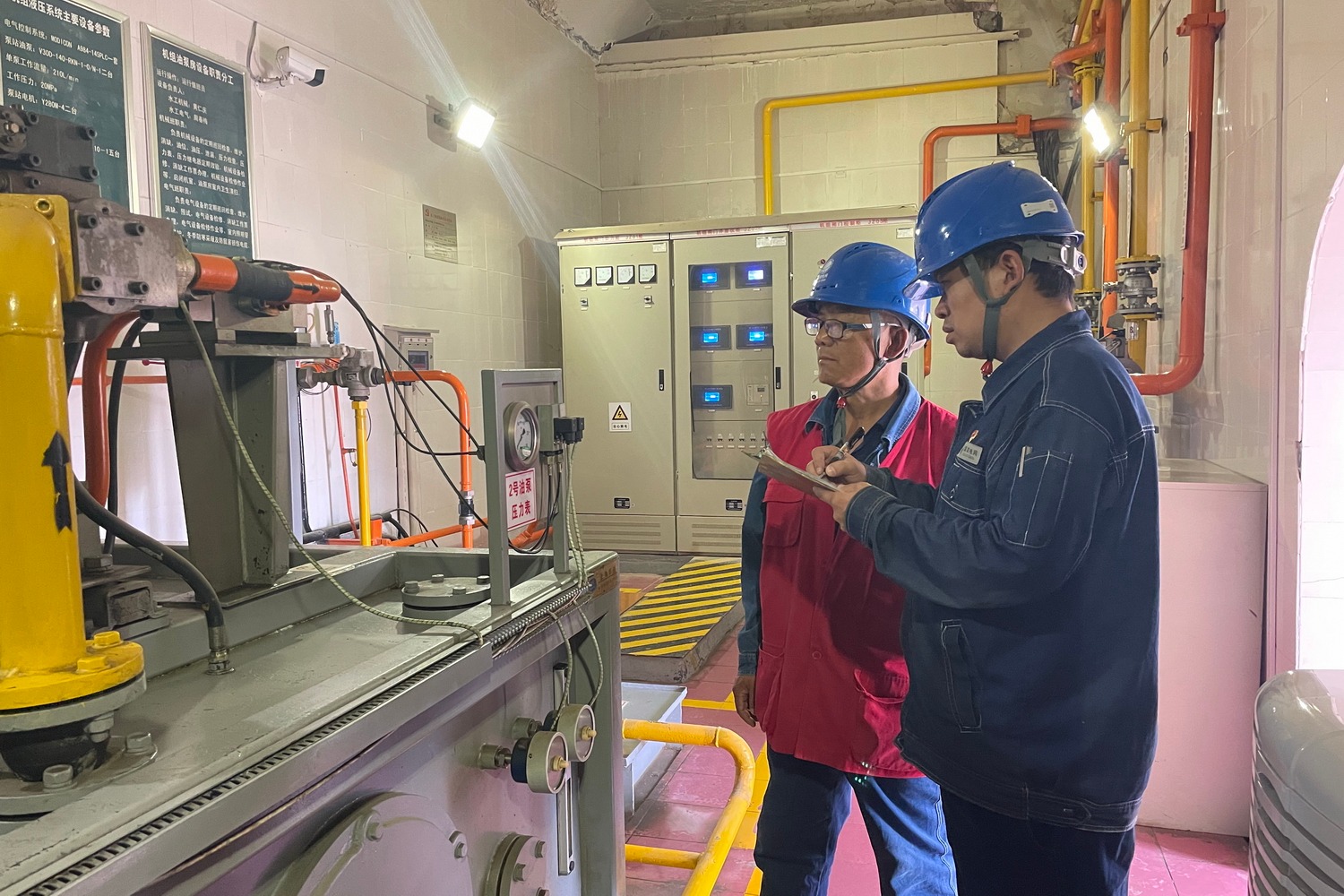 劉家峽水電廠：3號機工作閘門無水試驗、系統耐壓試驗順利完成(2).jpg