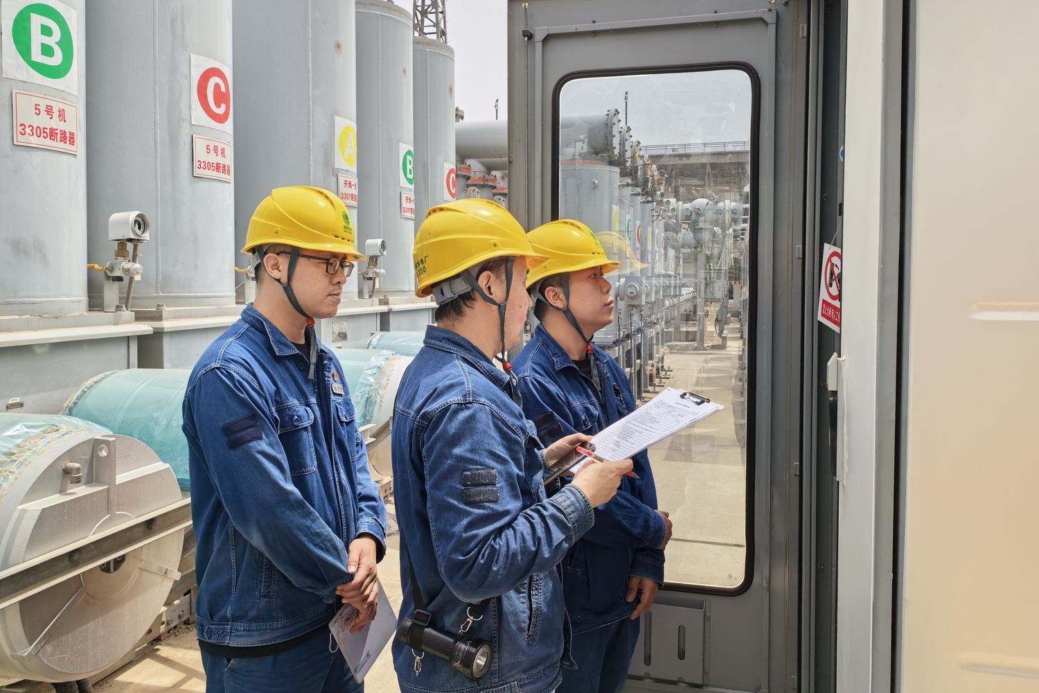 劉家峽水電廠：多措并舉確保高考期間電力可靠供應.jpg