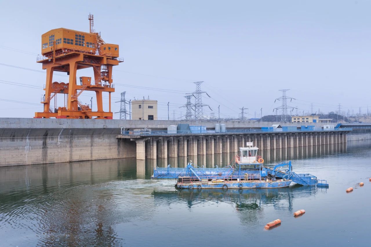 劉家峽水電廠：科技創<span id=